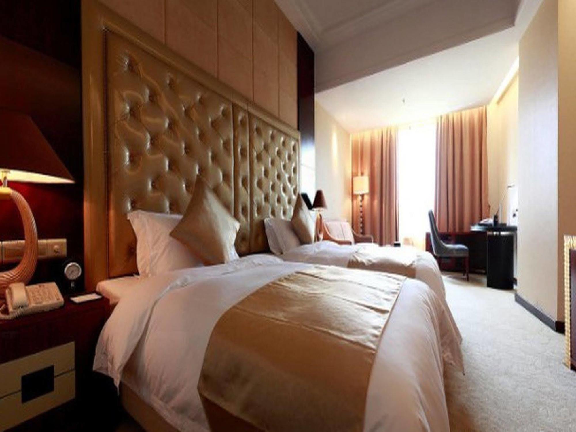 Yue Xiu Hotel Kanton Exterior foto